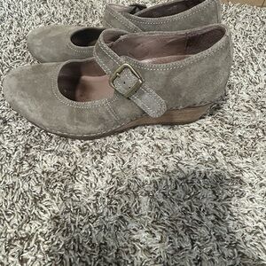 Womens  Brown Dansko  Sandra Mary Jane  Suede Wedge Sz 42. Boho